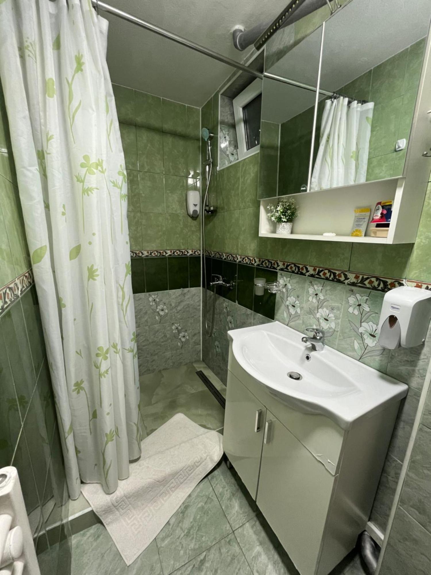 Apartament Medeea 1 Camera Astralis Zalau Exterior photo